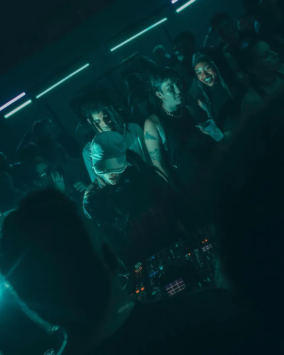 Ravers at ÄGAPĒ Brooklyn underground techno night