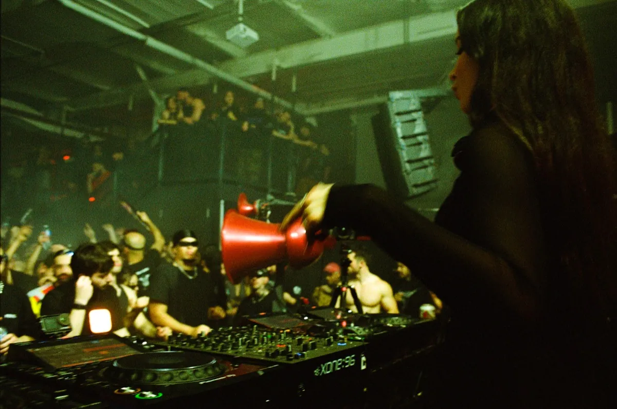 Live performance at ÄGAPĒ techno event